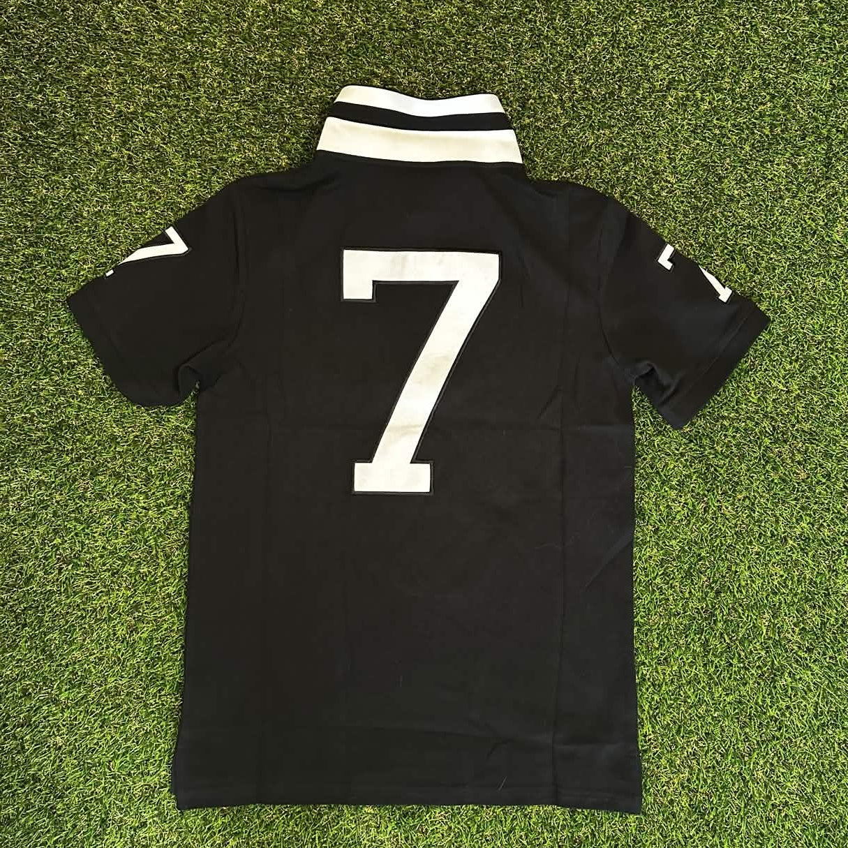 LUCKY ME POLO (BLACK)