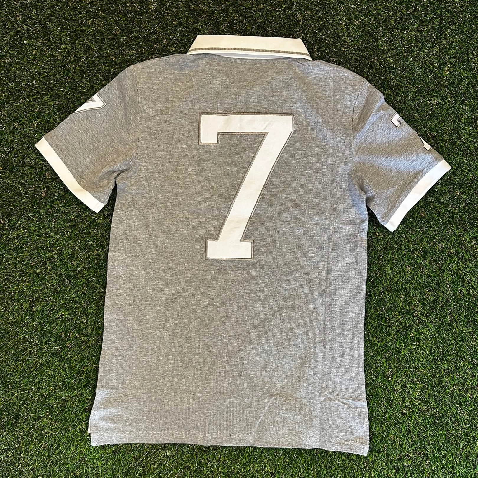LUCKY ME POLO (GRAY)